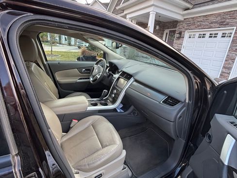 Used 2013 Ford Edge SEL image 11