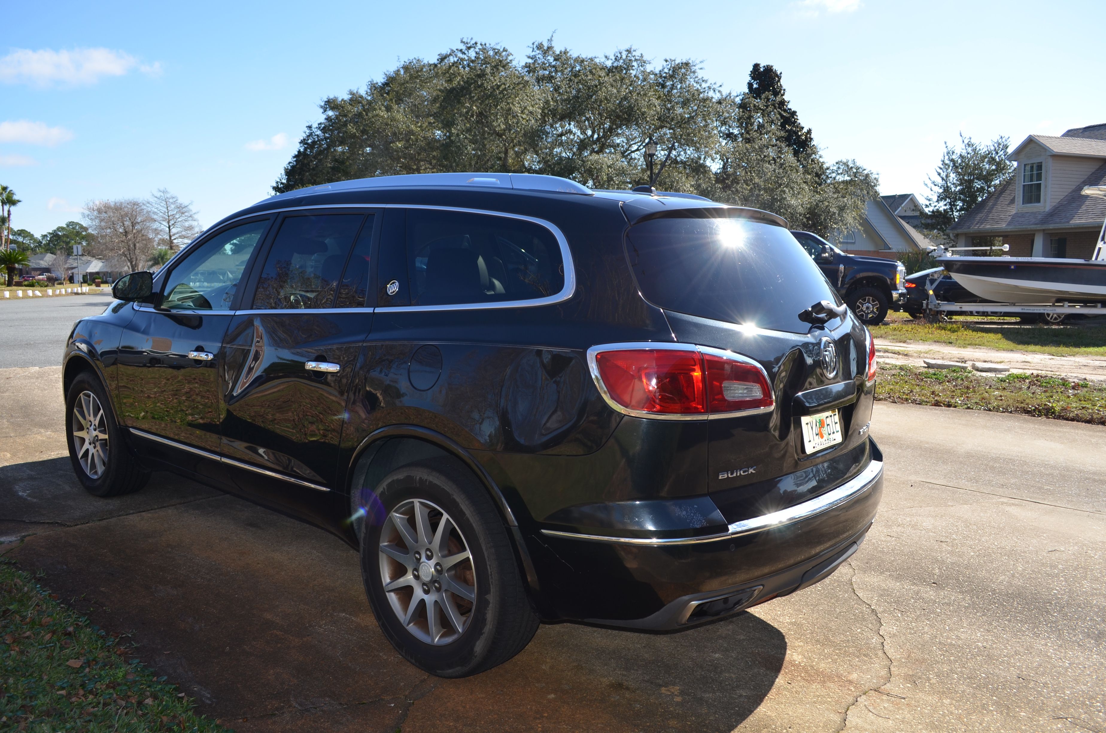 Used 2015 Buick Enclave Leather FWD image 10
