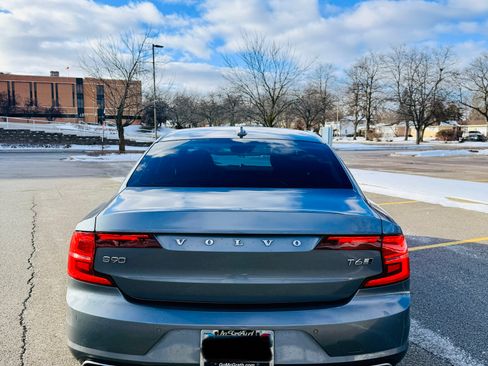 Used 2018 Volvo S90 T6 Inscription w/ Convenience Package image 6