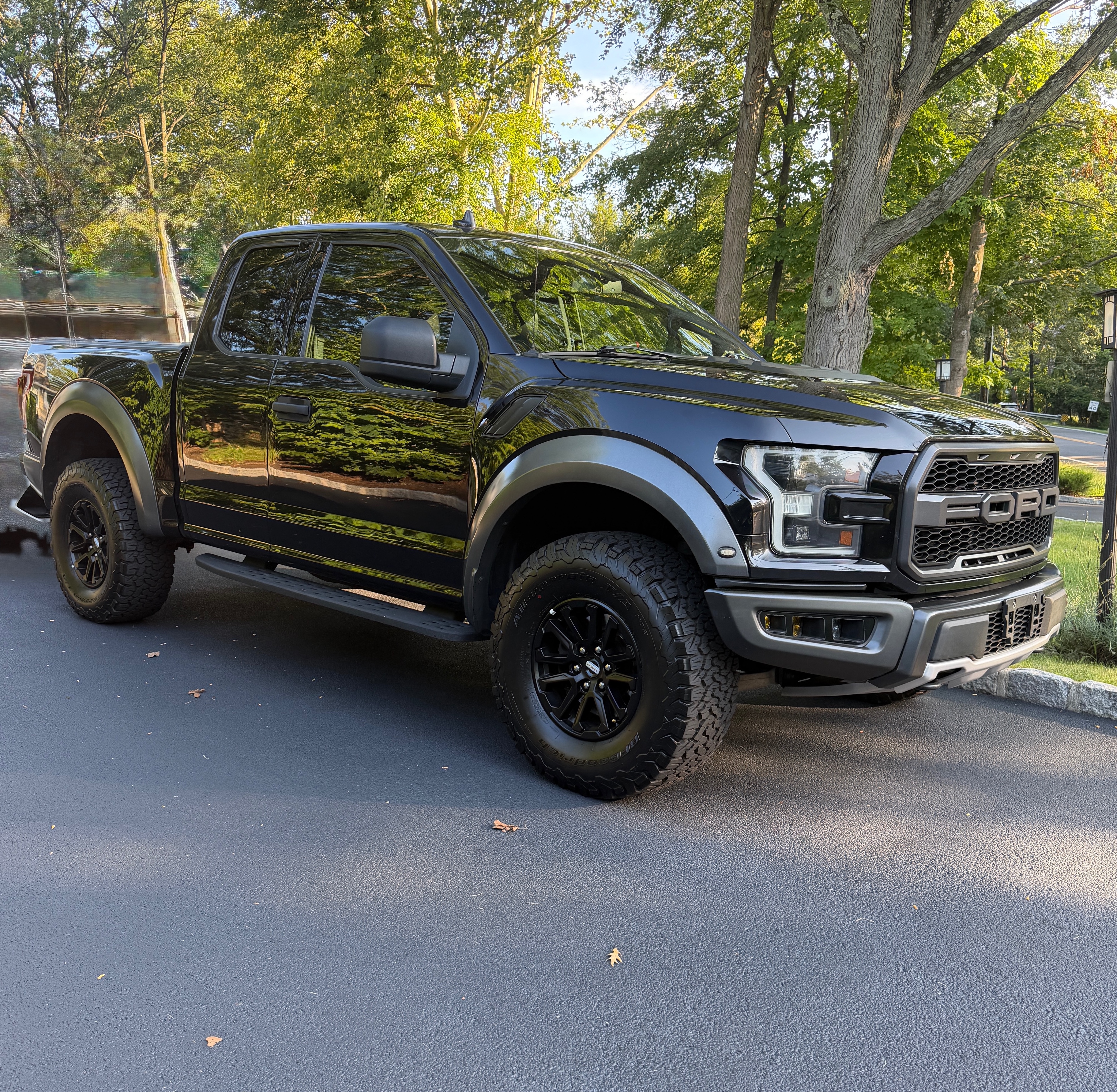 Used 2020 Ford F150 Raptor AWD/4WD image 2