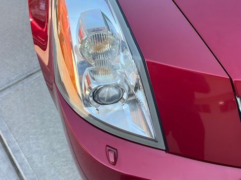 Used 2005 Cadillac XLR image 17