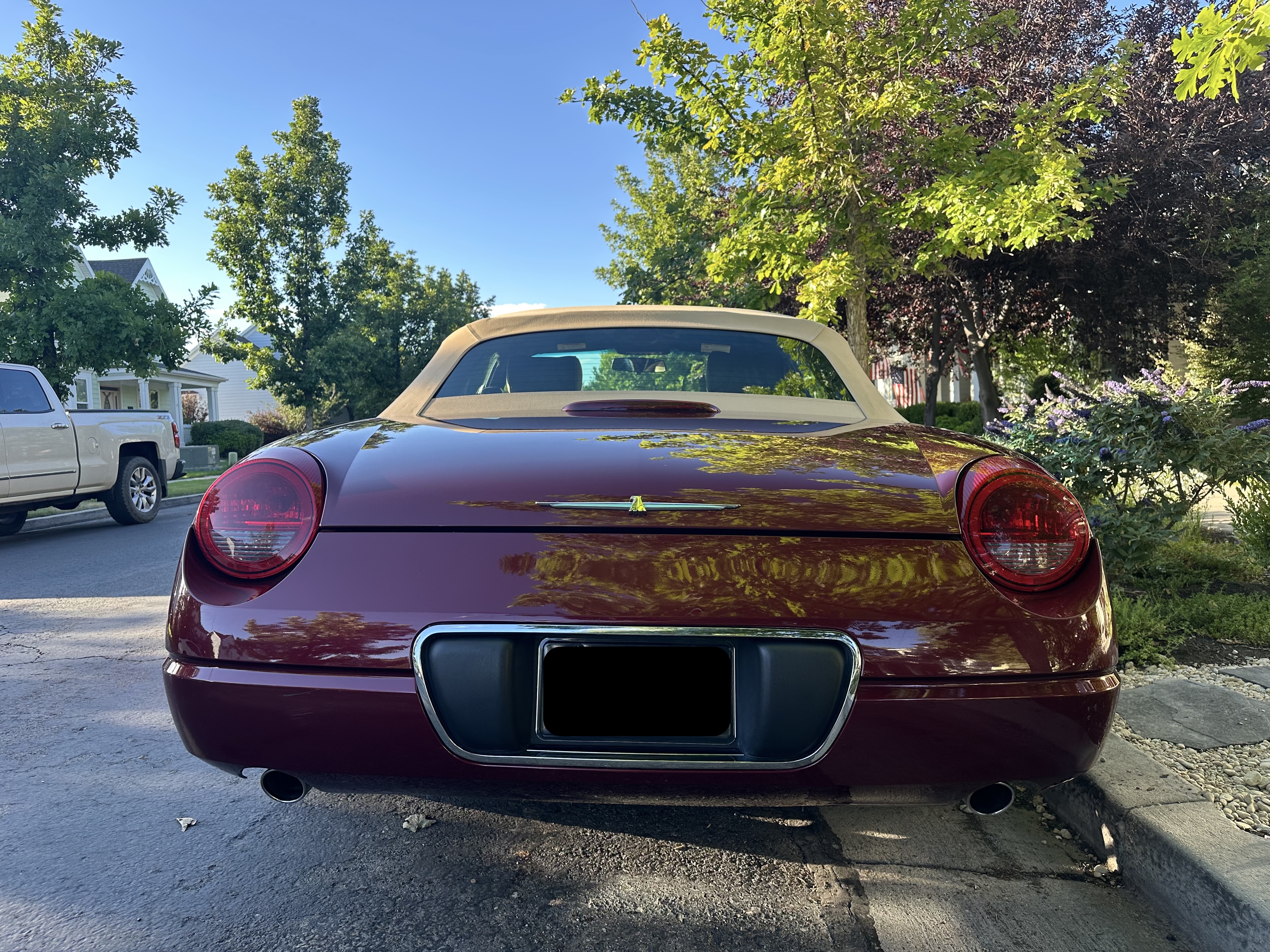 Used 2004 Ford Thunderbird RWD image 4