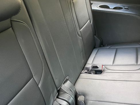 Used 2017 Chevrolet Suburban Premier AWD/4WD image 12