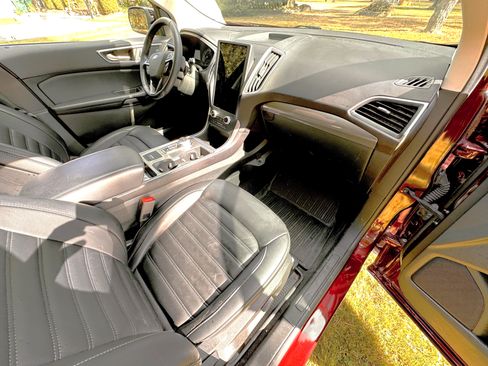 Used 2023 Ford Edge SEL w/ Convenience Package image 21