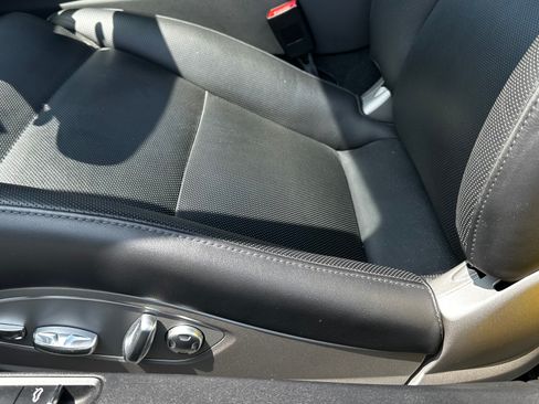 Used 2017 Porsche 911 Turbo S image 24