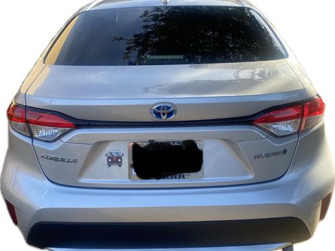 Used 2022 Toyota Corolla LE image 8