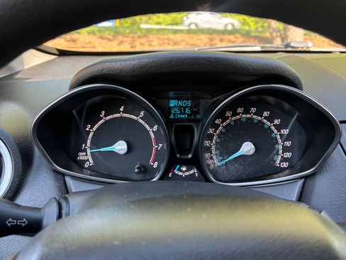 Used 2017 Ford Fiesta SE FWD image 15
