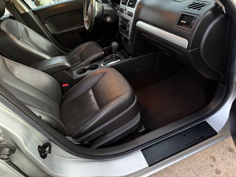 Used 2009 Mercury Milan Premier image 8