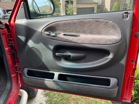 Used 1999 Dodge Ram 2500 Truck 4x4 Quad Cab image 19