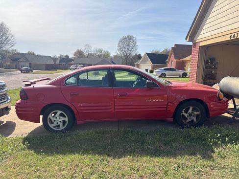 Used 1999 Pontiac Grand Am SE image 4