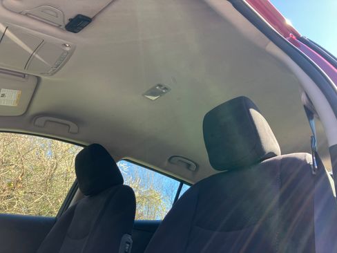 Used 2015 Nissan Leaf SV w/ LED & Quick Charge Package image 15