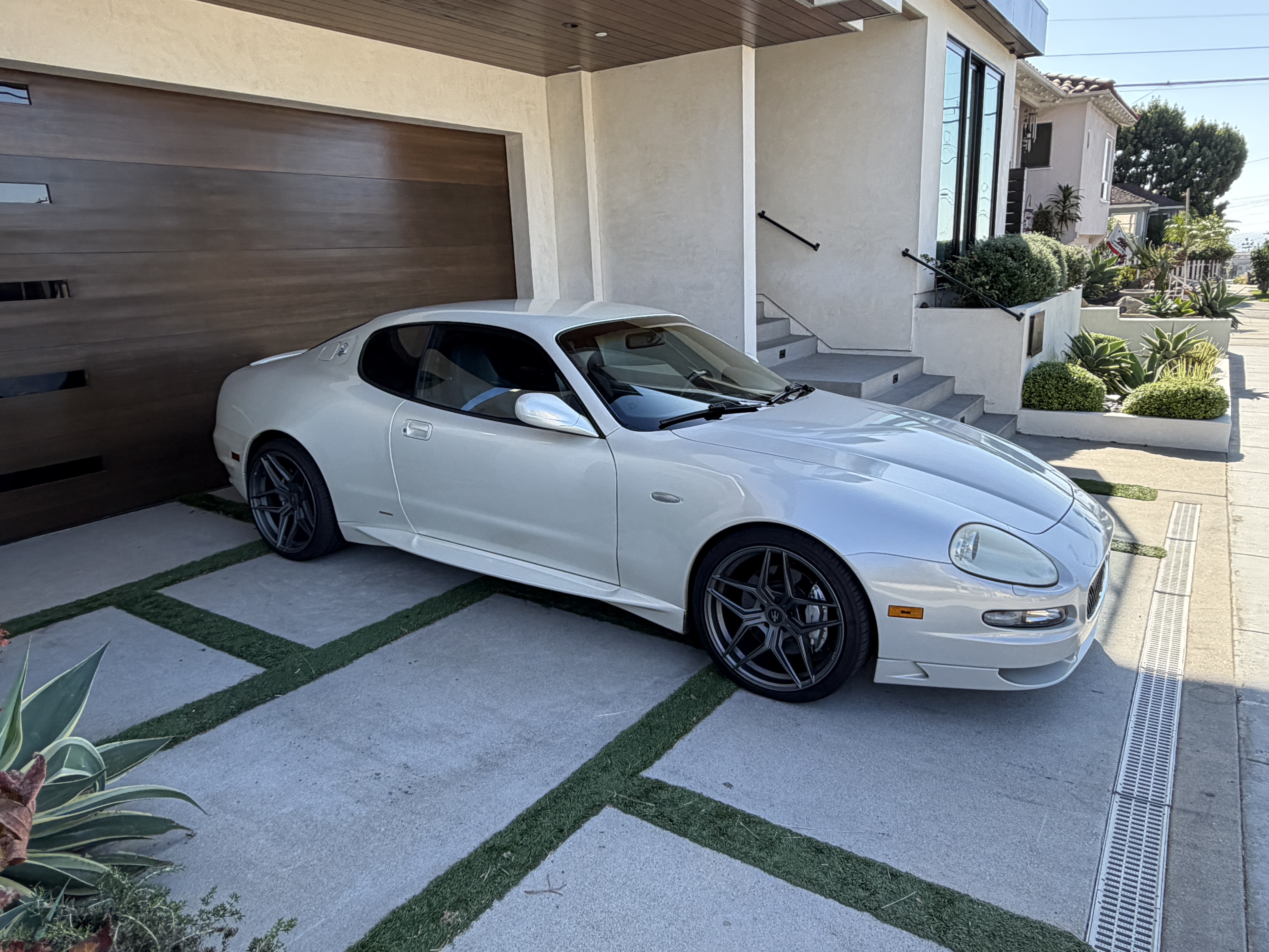 Used 2005 Maserati GranSport Coupe RWD image 8