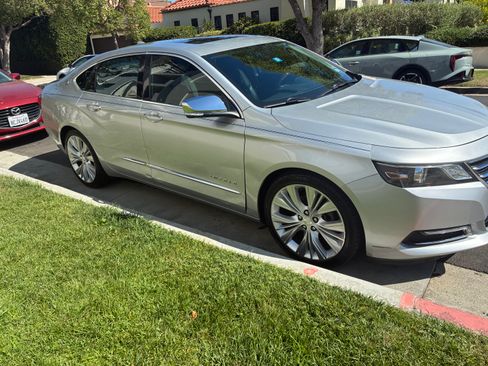 Used 2014 Chevrolet Impala LTZ FWD image 17
