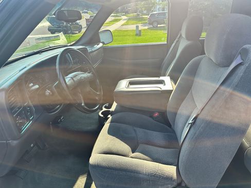 Used 2003 Chevrolet Silverado 2500 LS RWD image 20