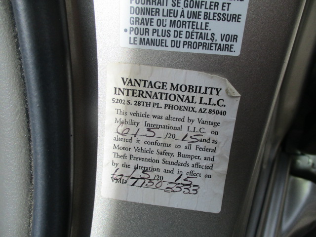 Used 2015 Toyota Sienna XLE FWD image 9