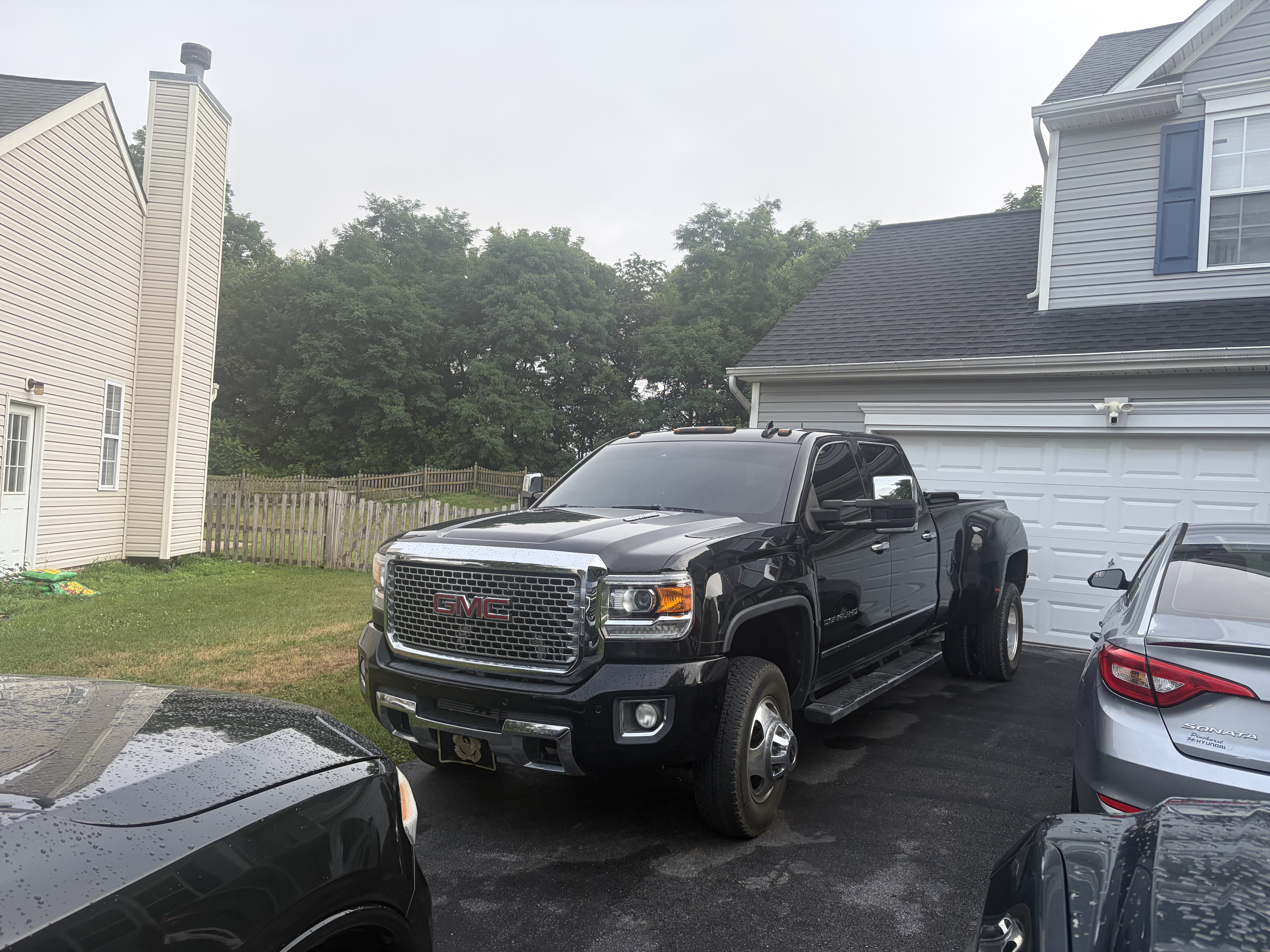 Used 2015 GMC Sierra 3500 Denali w/ Duramax Plus Package AWD/4WD image 4