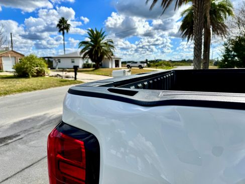 Used 2022 GMC Sierra 3500 AT4 w/ Gooseneck/5TH Wheel Package image 11