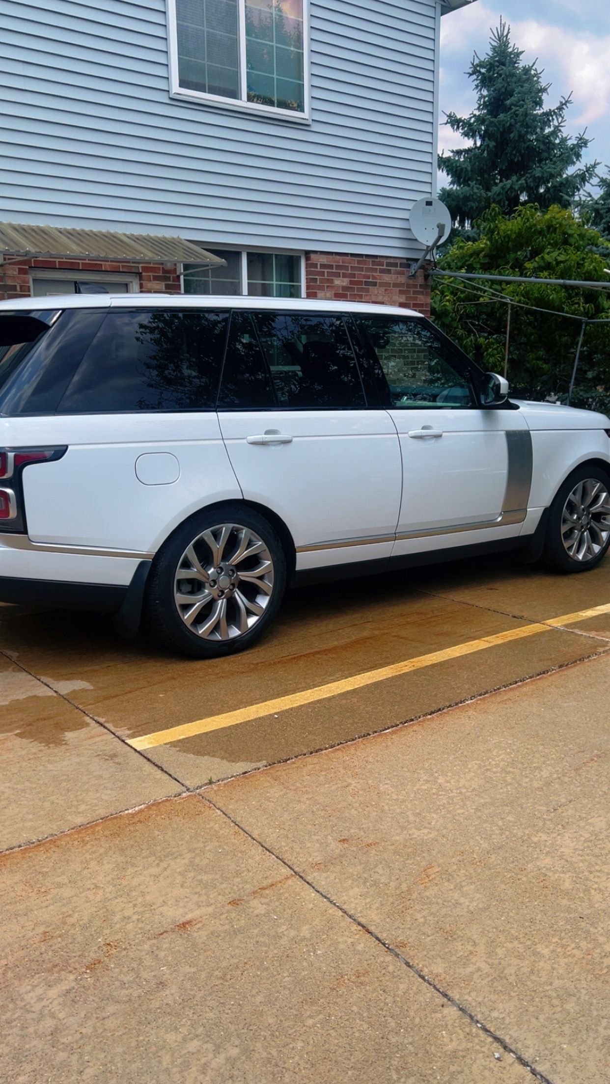 Used 2021 Land Rover Range Rover Westminster Edition AWD/4WD image 9