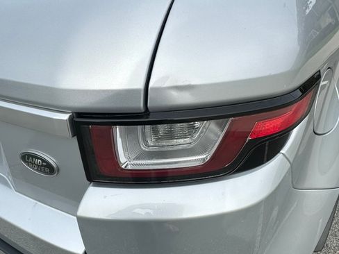 Used 2016 Land Rover Range Rover Evoque HSE image 23