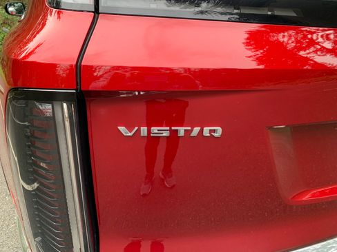 Used 2026 Cadillac Vistiq Luxury image 17