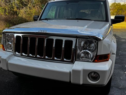 Used 2007 Jeep Commander Limited w/ Trailer Tow Group IV image 6