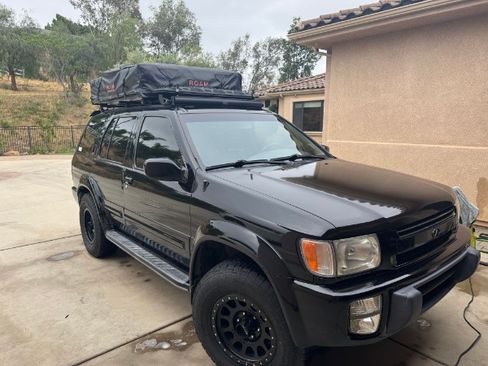 Used 2000 INFINITI QX4 4WD image 4