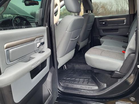 Used 2015 RAM 1500 Classic SLT w/ SLT Plus D←cor Group image 14