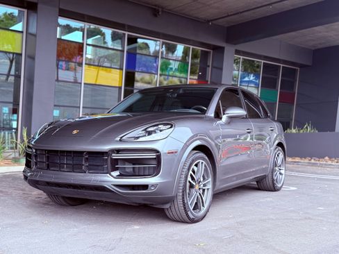 Used 2019 Porsche Cayenne Turbo AWD/4WD image 10