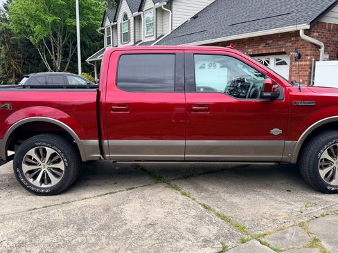 Used 2019 Ford F150 King Ranch w/ Equipment Group 601A Luxury AWD/4WD image 1