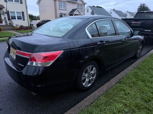 Used 2011 Honda Accord SE image 4