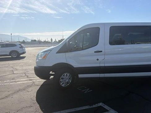 Used 2019 Ford Transit 350 XLT RWD image 14