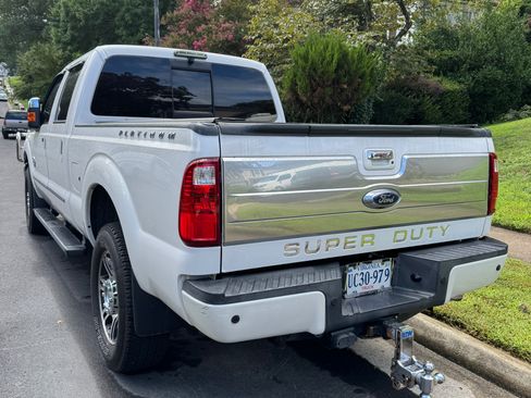 Used 2013 Ford F350 Platinum w/ FX4 Off Road Pkg AWD/4WD image 4