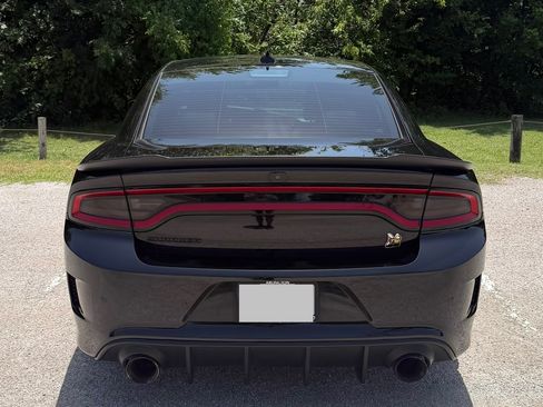 Used 2021 Dodge Charger Scat Pack w/ Plus Group RWD image 6