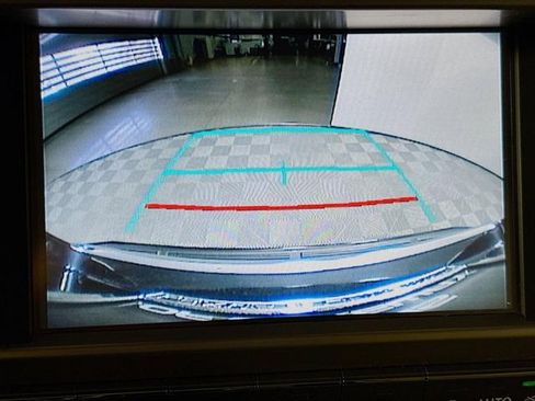 Used 2021 Lexus GX 460 Premium w/ Premium Package image 18