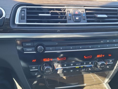 Used 2013 BMW 750Li xDrive 750Li xDrive Sedan 4D image 19