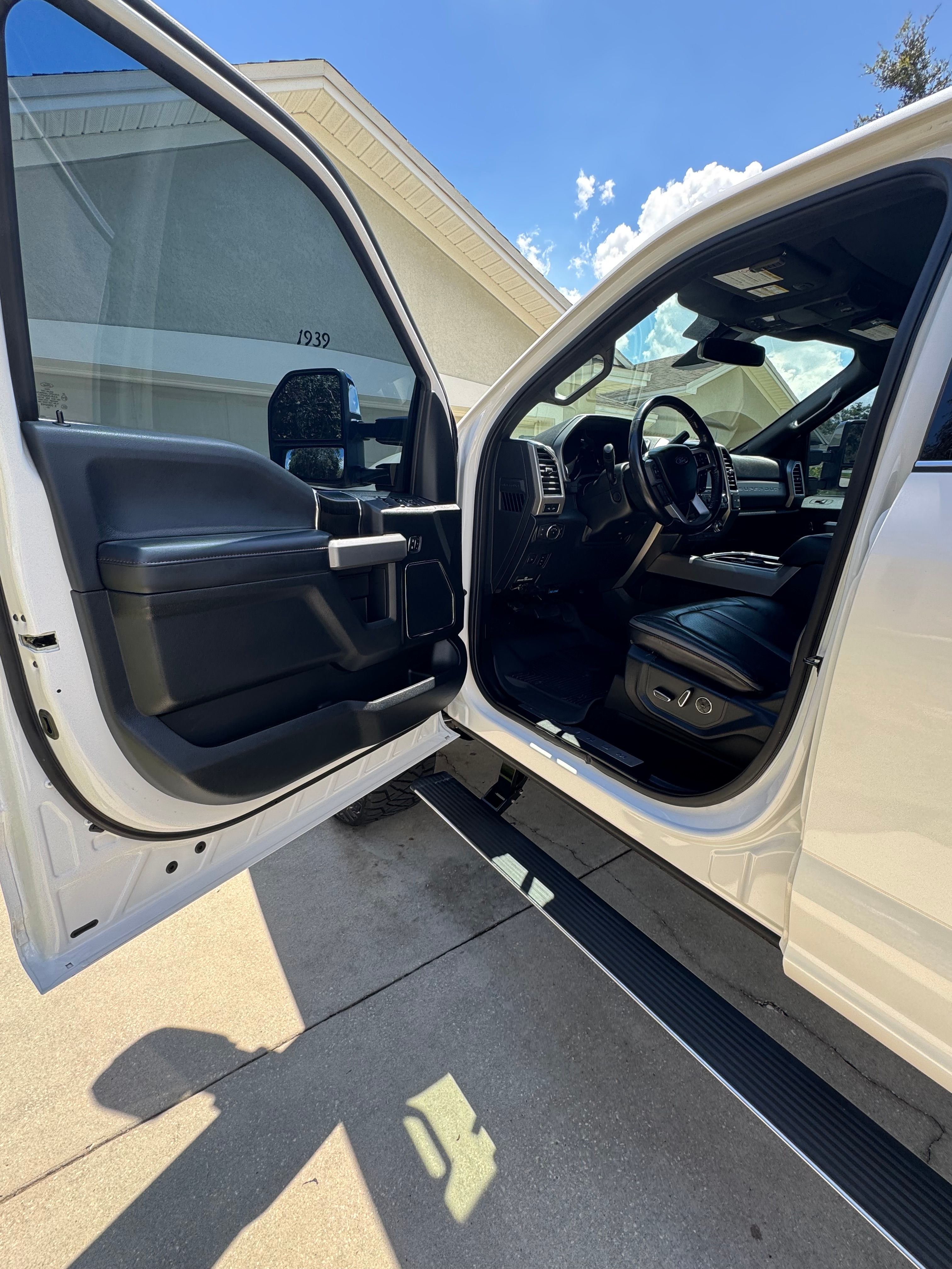 Used 2019 Ford F250 Platinum w/ Platinum Ultimate Package AWD/4WD image 23