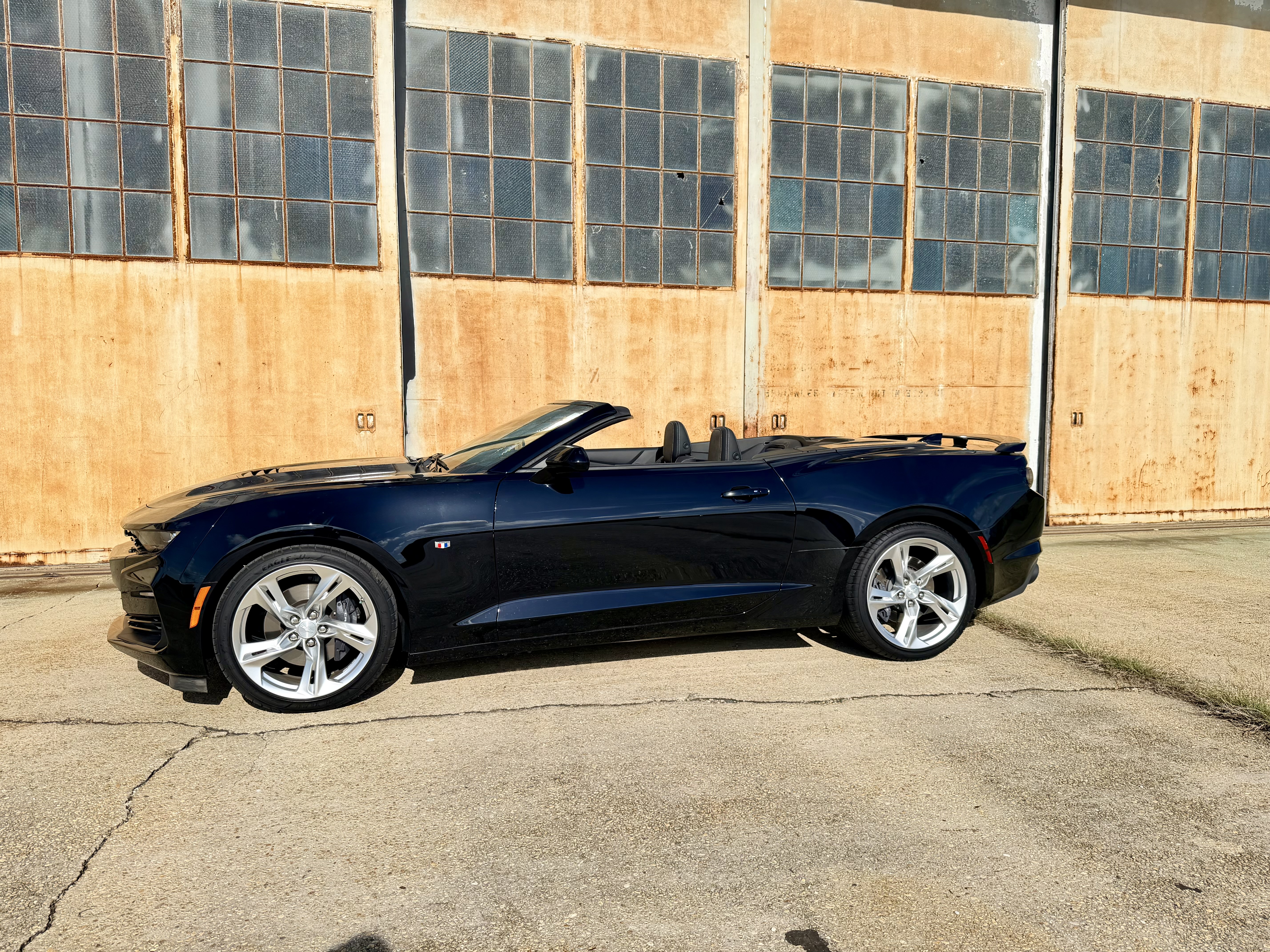 Used 2023 Chevrolet Camaro SS RWD image 8