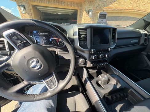 Used 2022 RAM 1500 Big Horn image 9