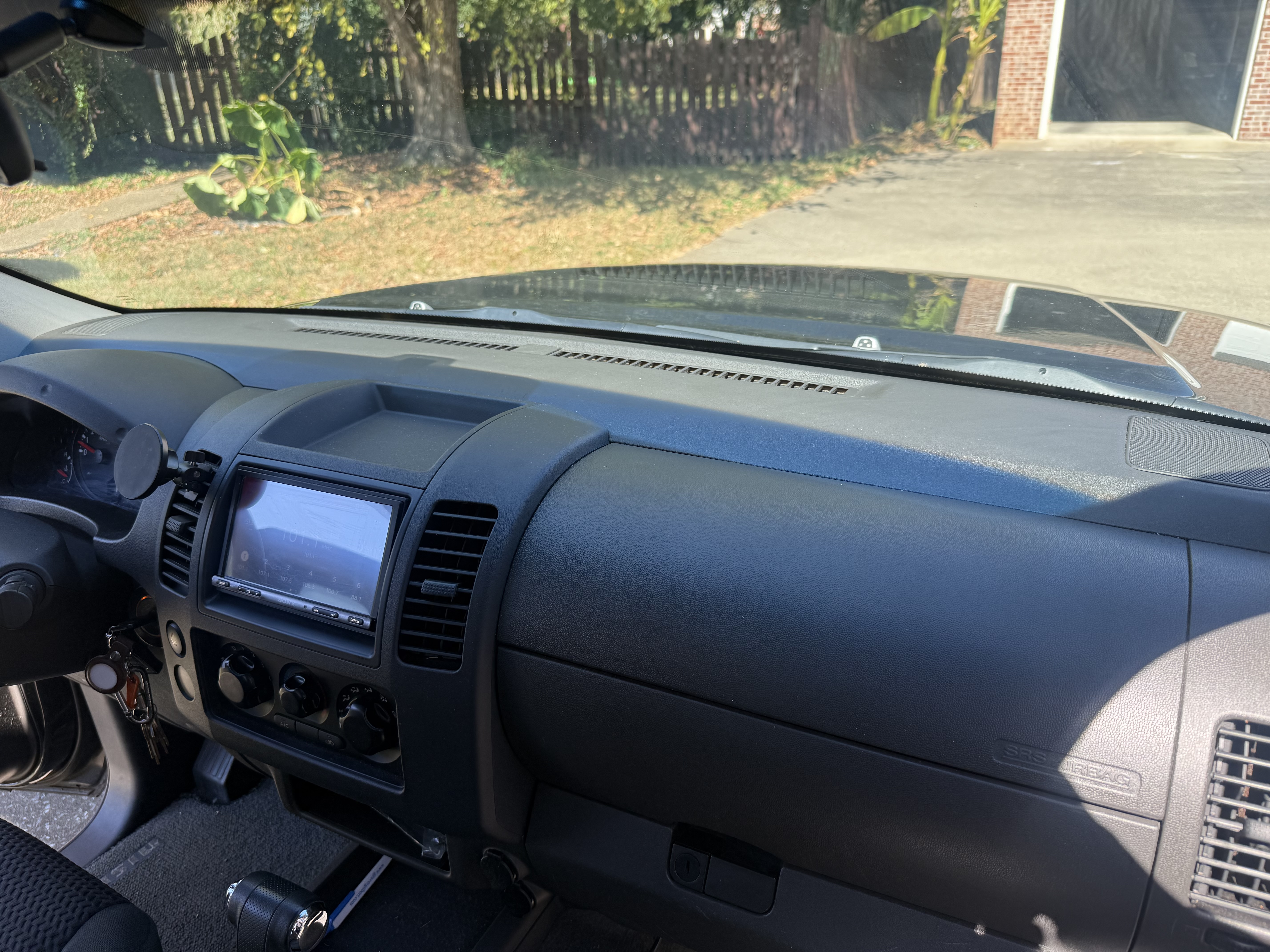 Used 2006 Nissan Frontier SE RWD image 29