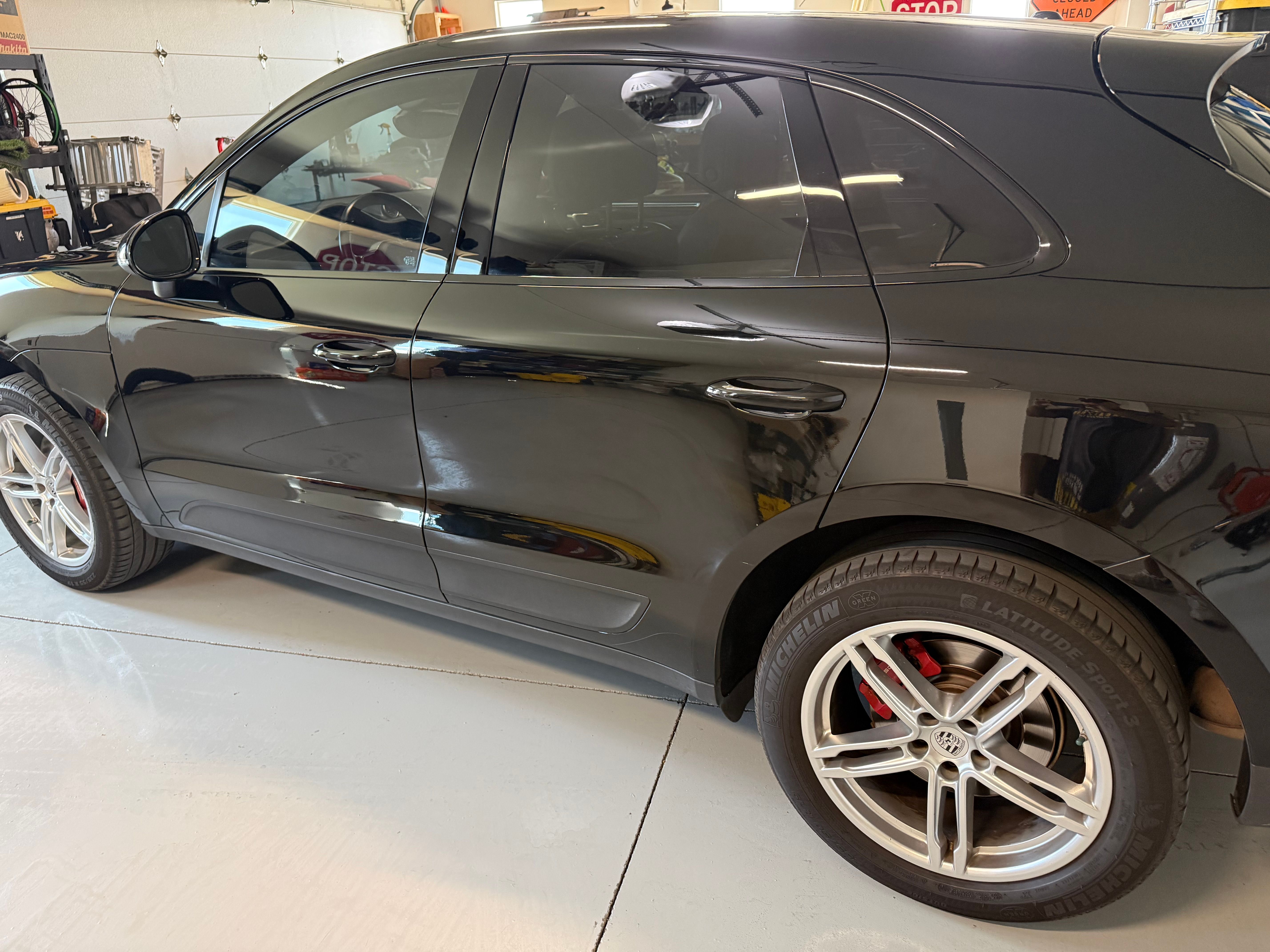 Used 2017 Porsche Macan S AWD/4WD image 18