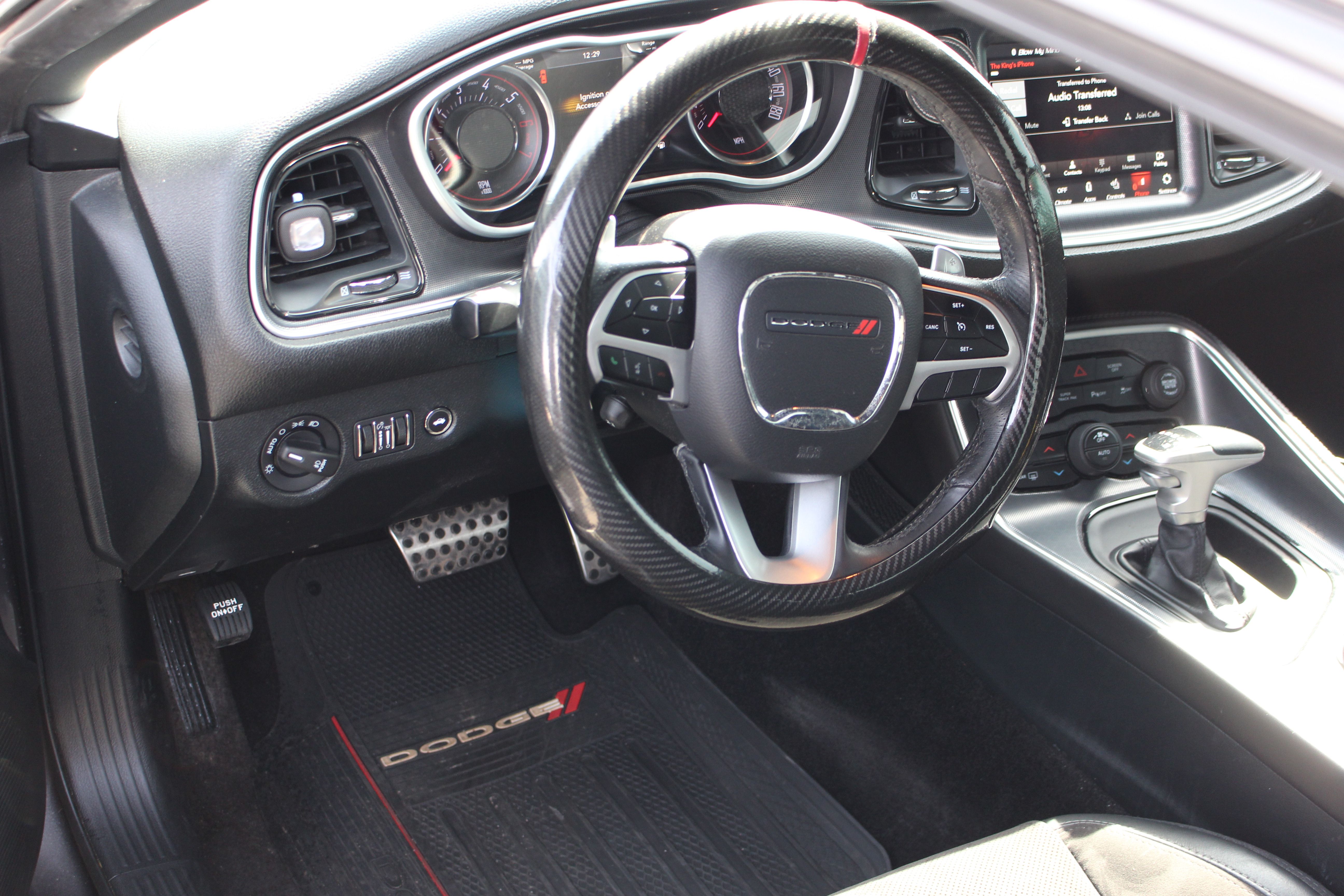 Used 2018 Dodge Challenger R/T Scat Pack w/ Leather Interior Group RWD image 13