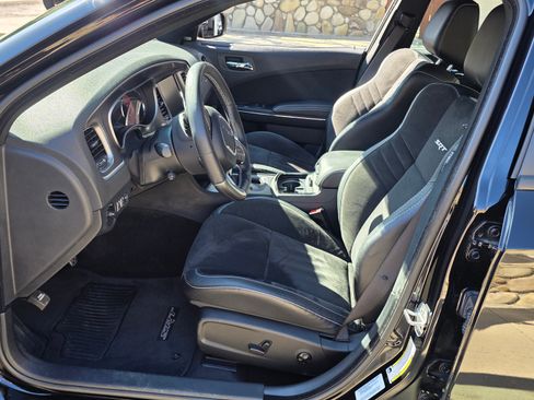 Used 2015 Dodge Charger SRT Hellcat image 9