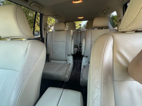 Used 2017 Lexus GX 460 image 19