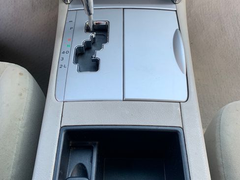 Used 2009 Toyota Camry image 19