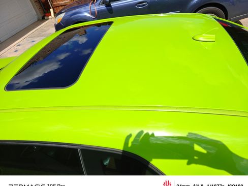 Used 2015 Dodge Challenger SRT w/ Technology Group image 9