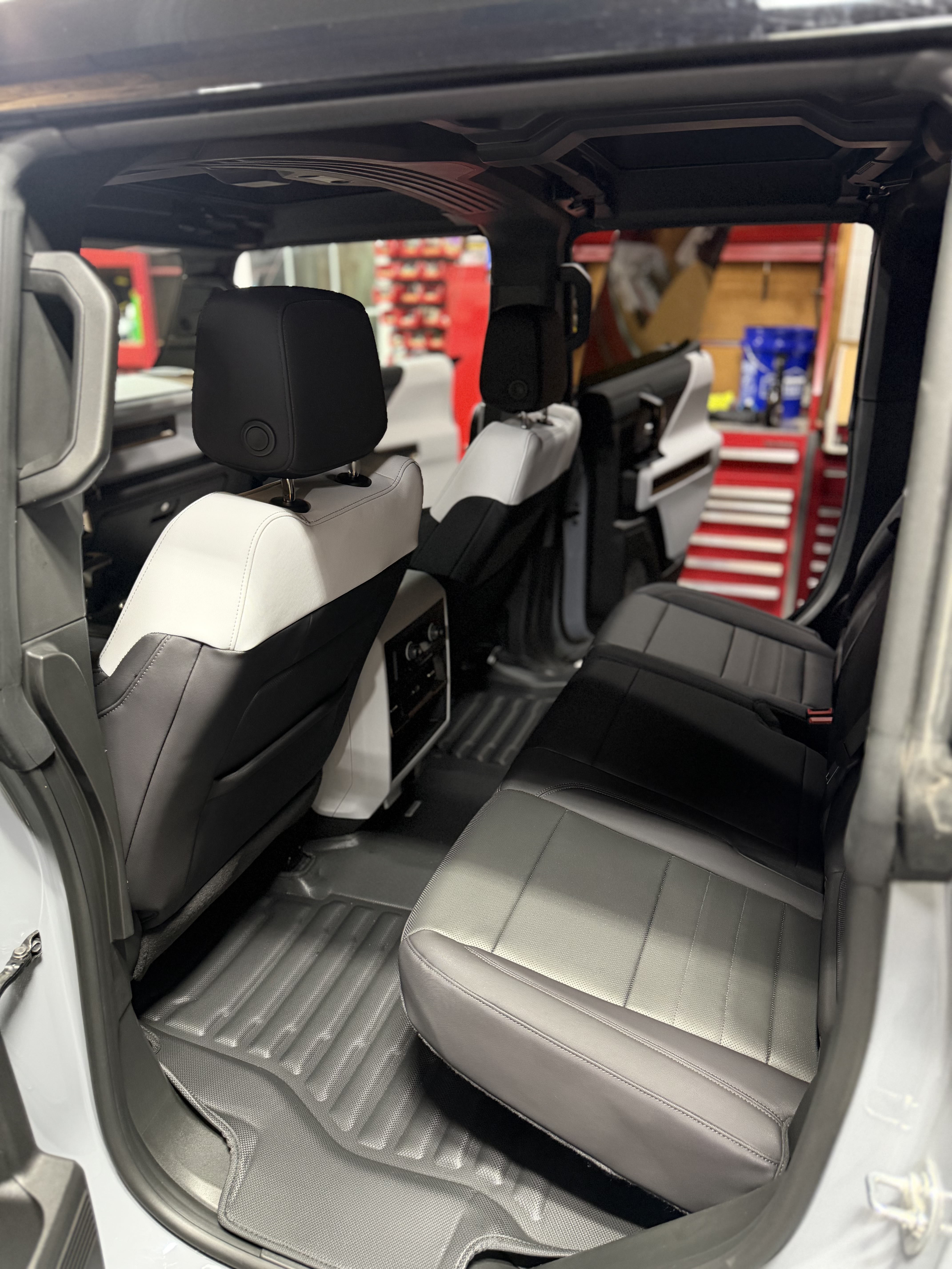 Used 2025 GMC Hummer EV 3X AWD/4WD image 8