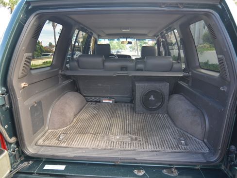 Used 1998 Isuzu Trooper S AWD/4WD image 9