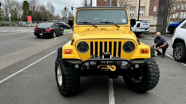 Used 2005 Jeep Wrangler X w/ Tire & Wheel Group (Ecco) AWD/4WD image 6