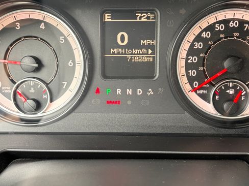 Used 2018 RAM 1500 Express w/ Express Value Package AWD/4WD image 13