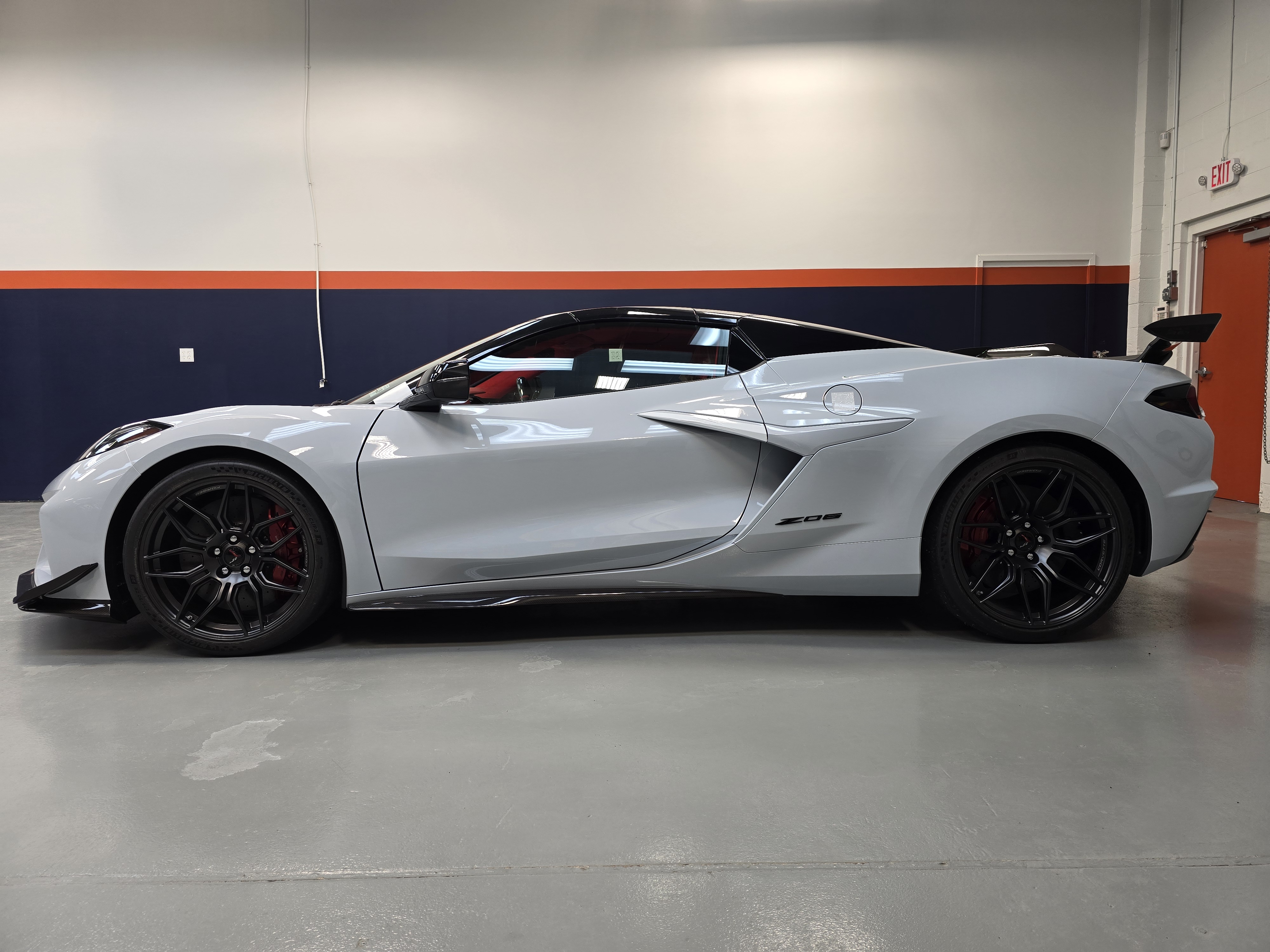 Used 2024 Chevrolet Corvette Z06 w/ Z07 Performance Package RWD image 20